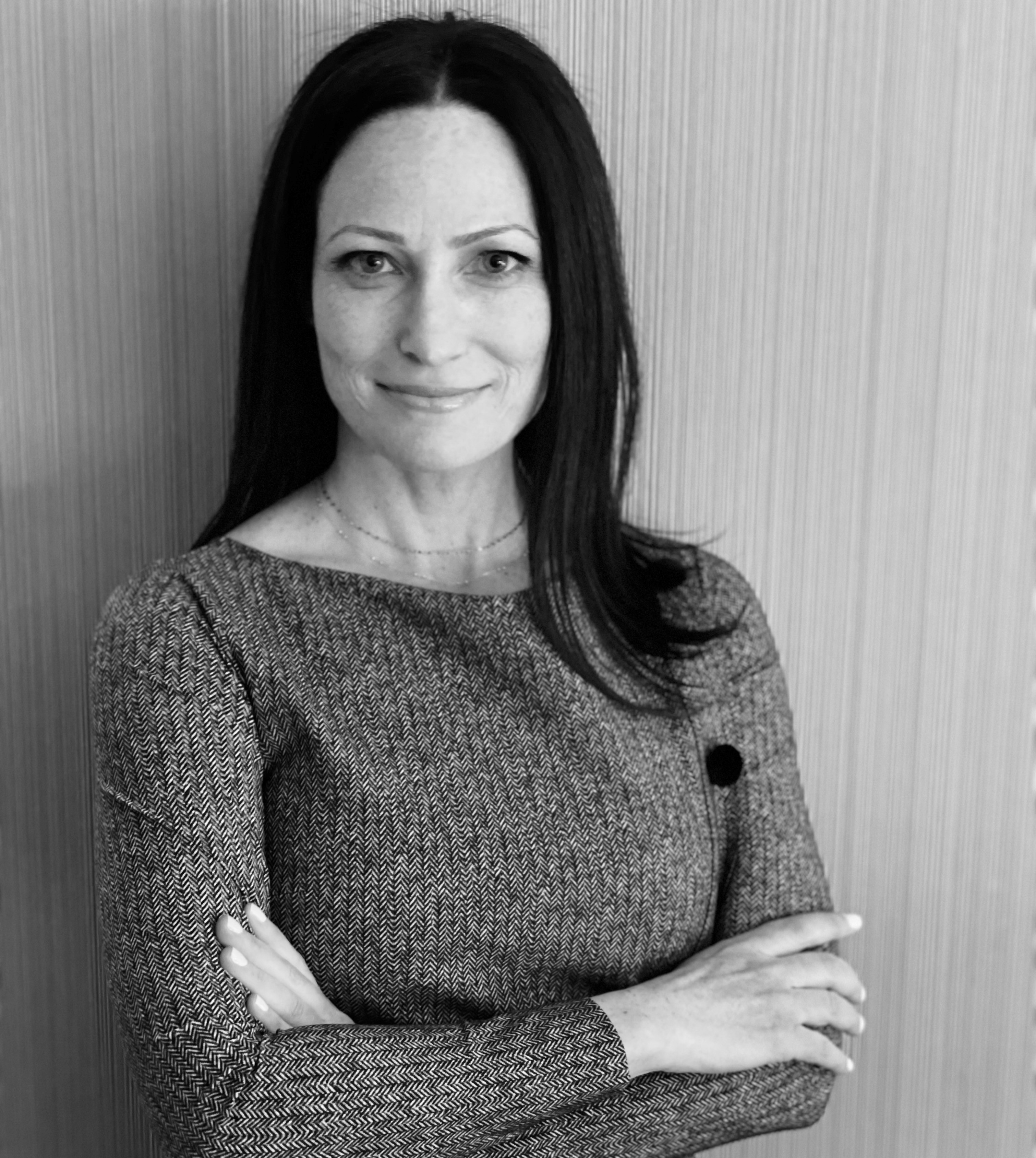 Lisa Cahn Esq